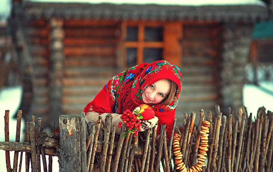 Sexy girl Women in Slavic costumes in Sao Paulo