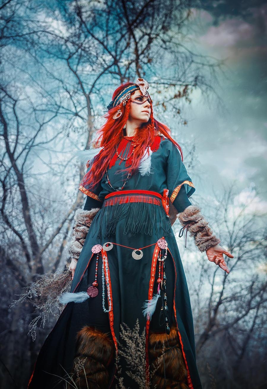 Take a pause and enjoy Girls in Slavic costumes — streaming from Sao Paulo